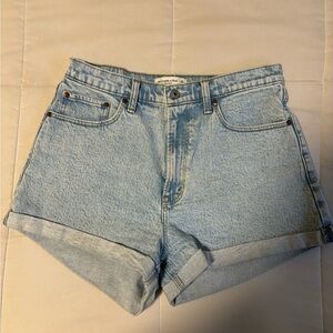 Abercrombie Curve Love high rise mom denim shorts size 10/30